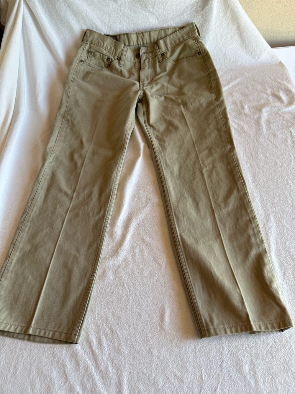 Levi's Men's Chino straight leg Pants in Light Khaki